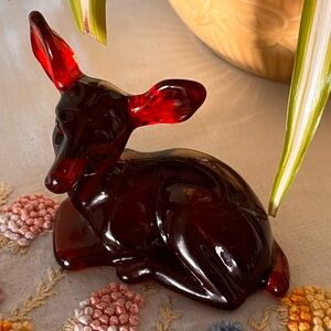 Fenton Glass 1983-88 Ruby Red Amberina Fawn/Deer figurine